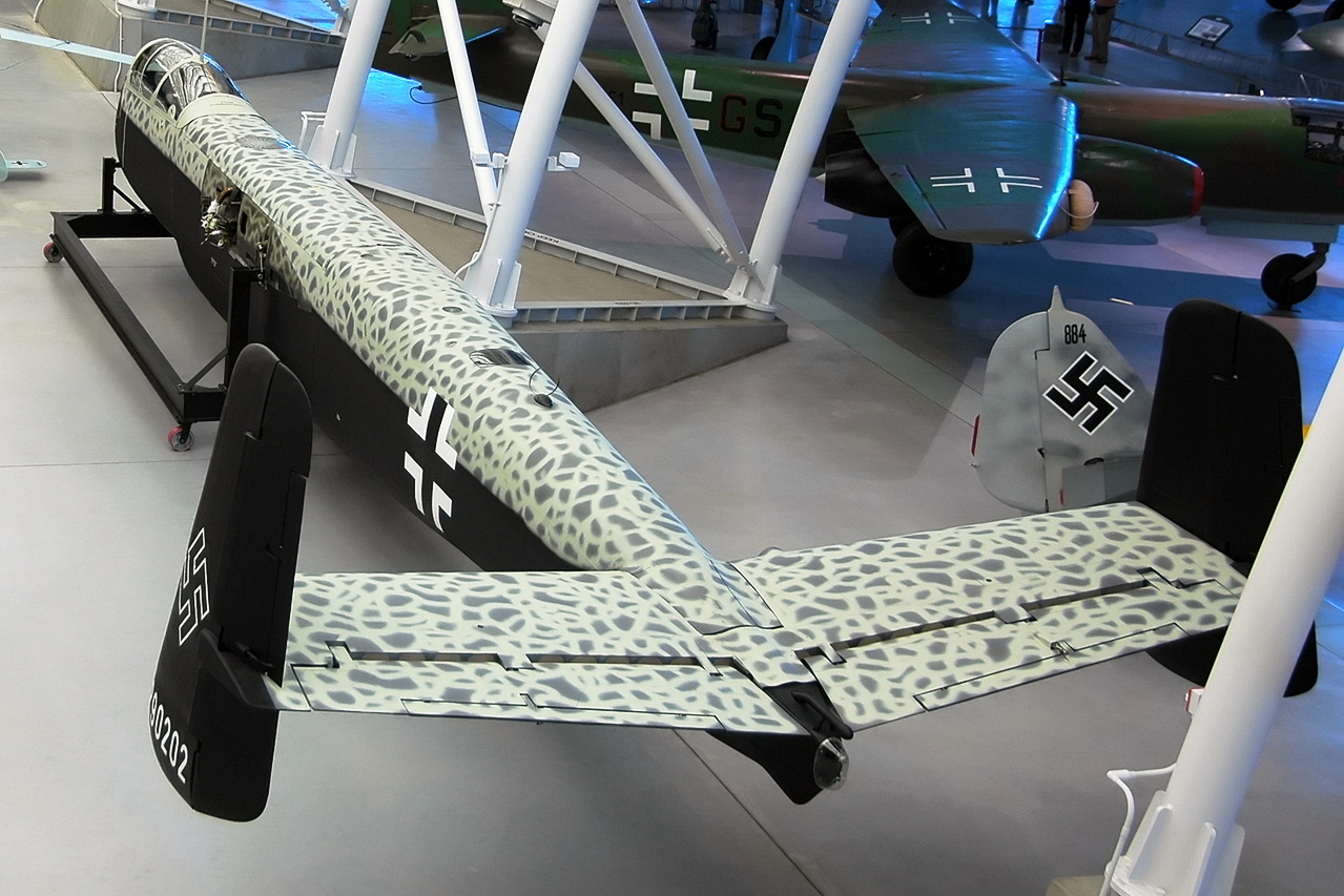 Heinkel He 219 A 2 fuselage preserved at the Steven F Udvar Hazy Center 02